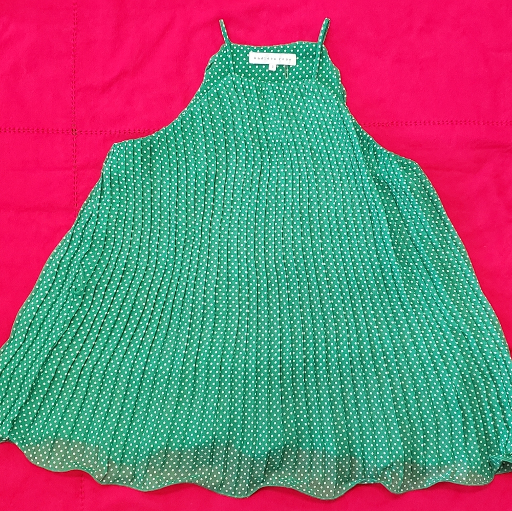 Endless Rose Sleeveless Green Polka Dot Blouse